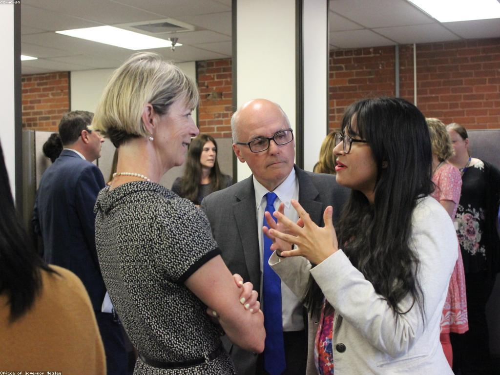 កម្មវិធីជំនួយដែលមានប្រសិទ្ធភាព: ការបង្ហាញនូវការជួយជាដំណោះស្រាយ